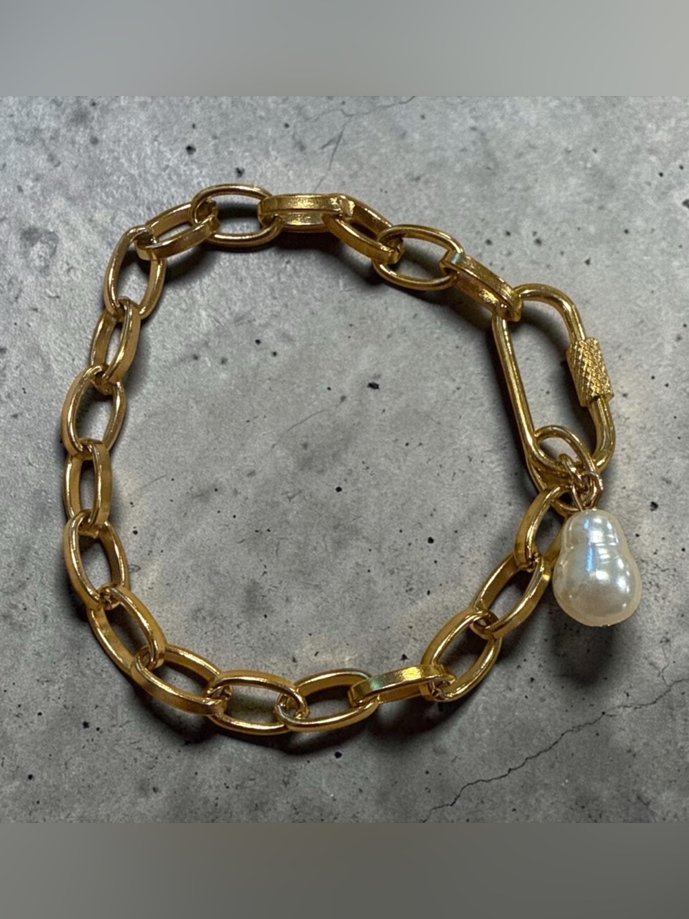 Plunder Gold Link Bracelet with Pearl Drop